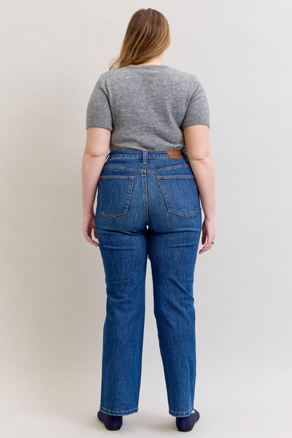 32" Judy Blue HW Tummy Control Medium Wash Straight