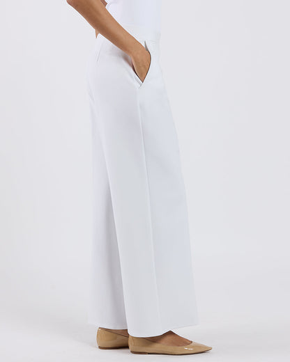 Nicolette Pant - Jude Ponte