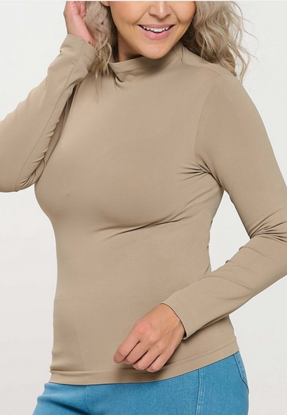 Smooth and Seamless Top