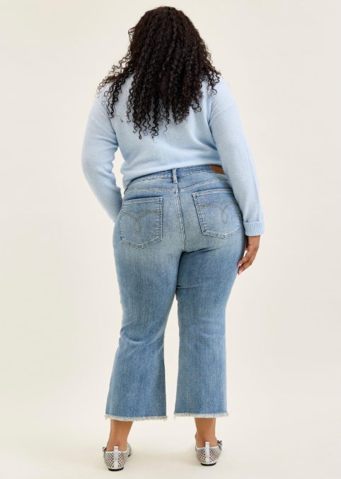 26.5" Judy Blue MR Kick Flare w Frayed Hem