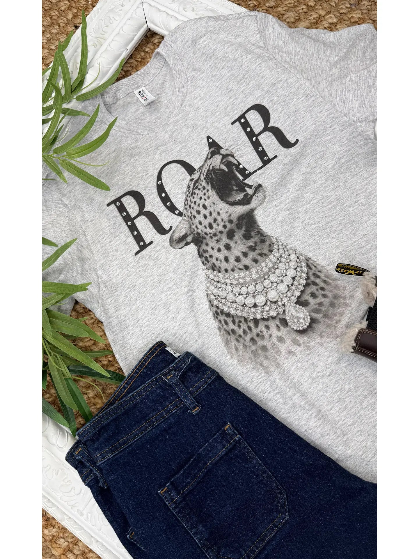 ROAR Tee